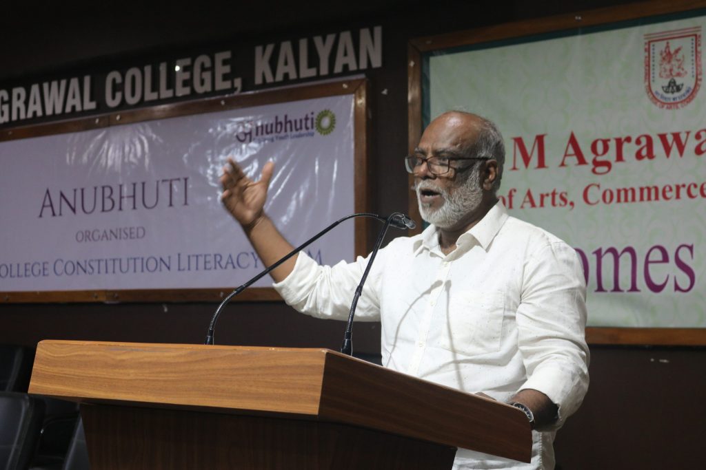 Sudharak Olwe giving his speech